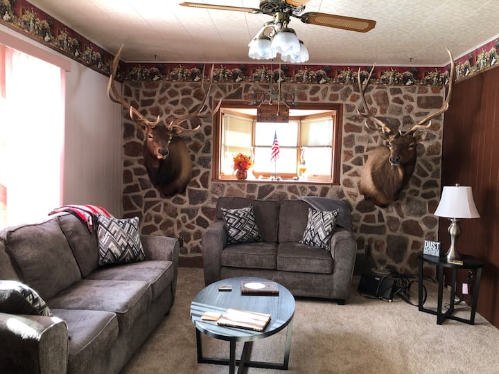 Სასტუმრო ოთახი