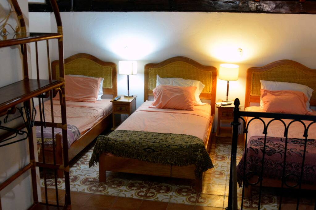 3 single beds