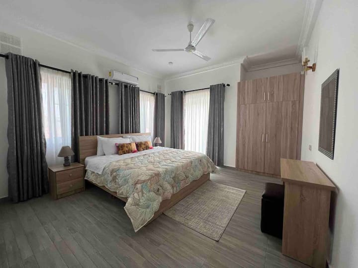 غرفة النوم 2