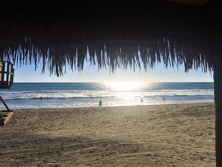 2 Bd/2 Ba Ov Apt; Walk To Beach, Pier, Downtown! - San Clemente, CA