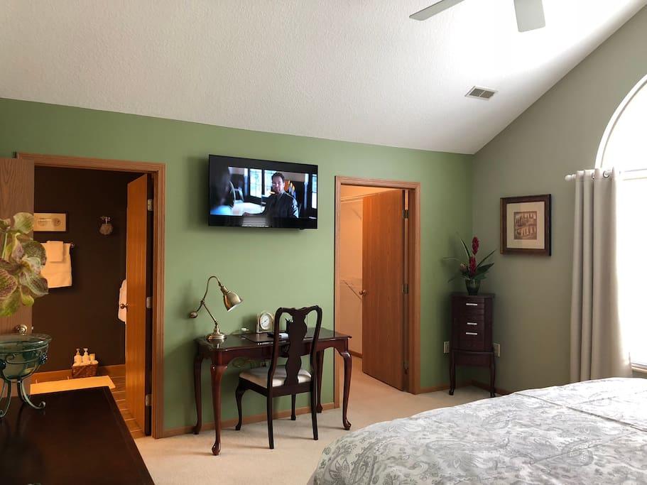 Master Bedroom with Smart TV, Private Bath and Walk-in Closet