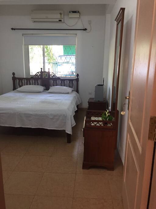 Queen Bed- Third room