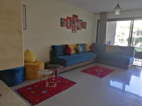 Successful Airbnb property: High standing 2-room apartment, a living room with parking in Sidi Bouknadel