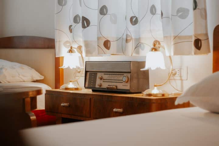 საძინებელი 1