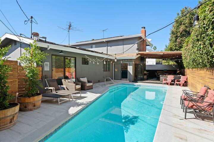126 Sherman Oaks home -Pool