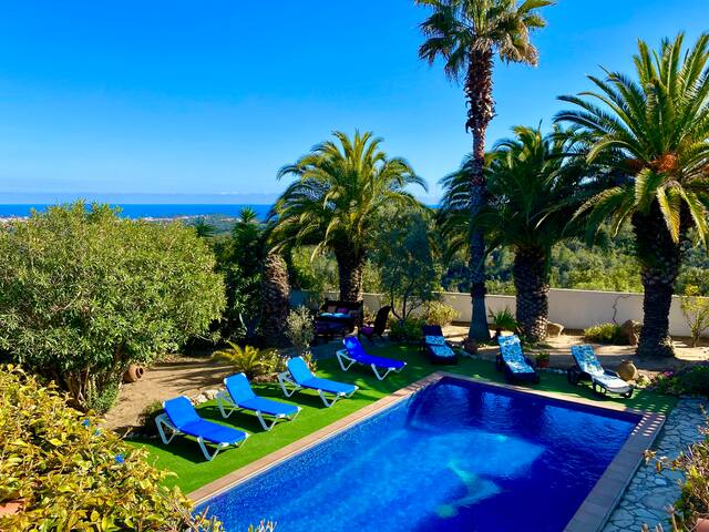 Villa Los Arcos, Costa Brava: sea views and nature gallery image 3