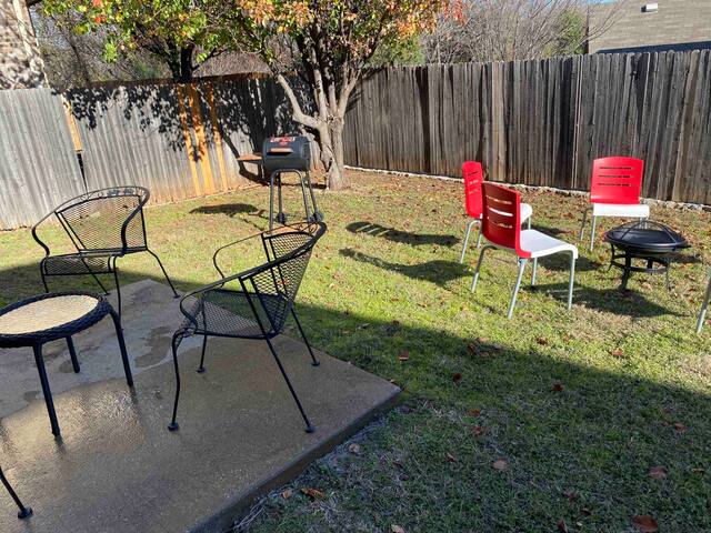 Luxury Southwest Dallas Home gallery image 2