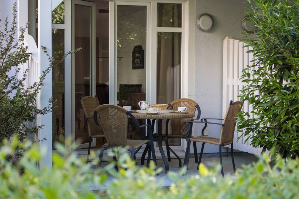 romantische Terrasse am Kurpark