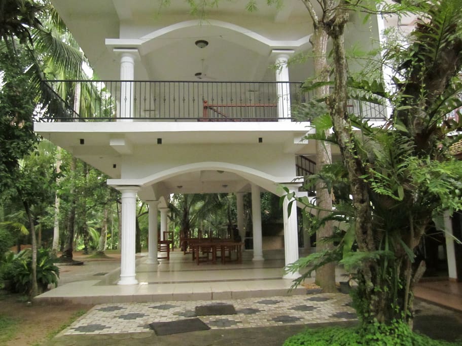 Little villa entrance