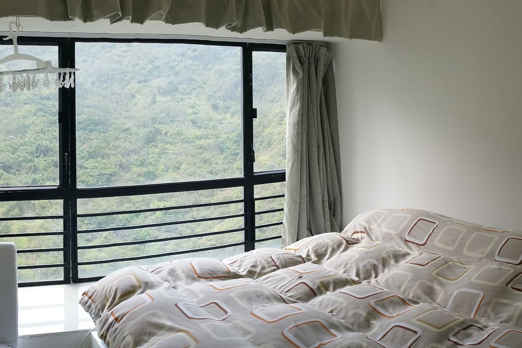 King Bedroom with beautiful mountain view