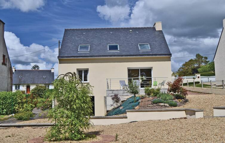 Airbnb Huelgoat Vacation Rentals Places To Stay Brittany