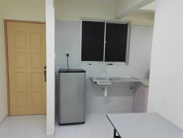 Private room for short term intermship stay