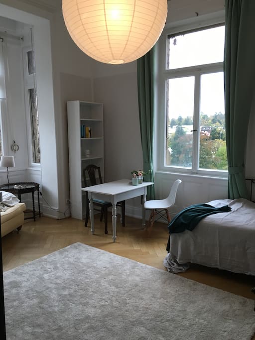 Zimmer IV