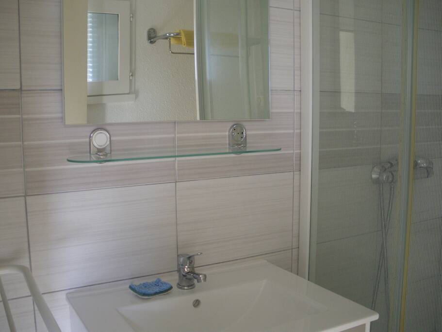 salle de douche B2