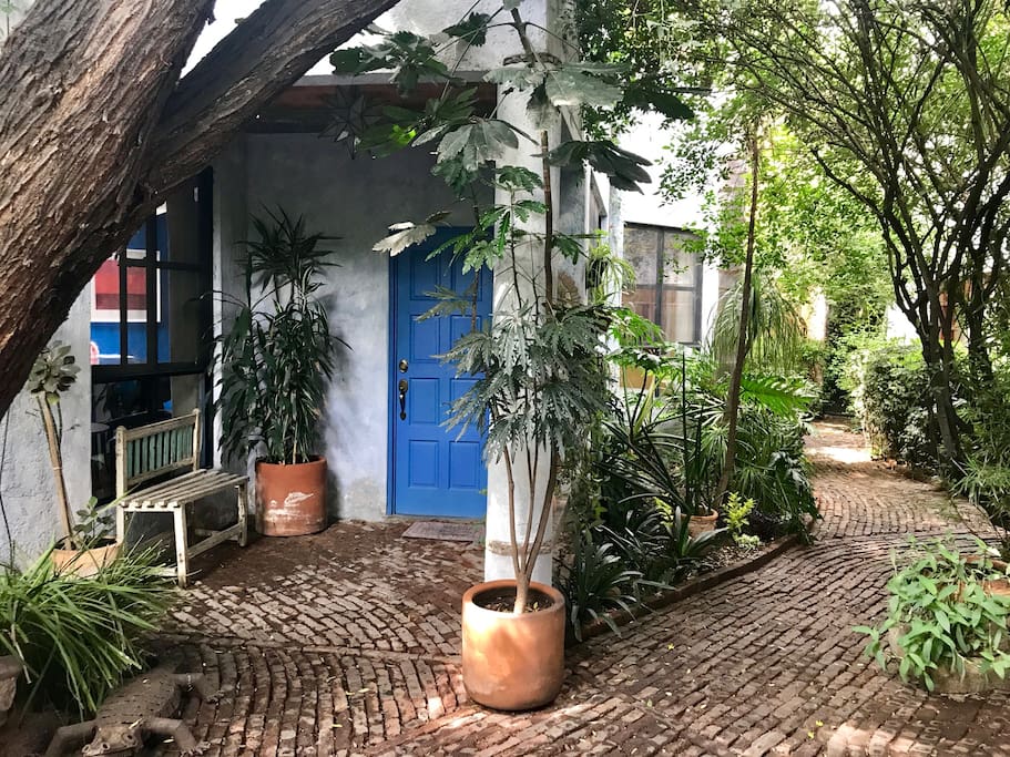 Casita entry