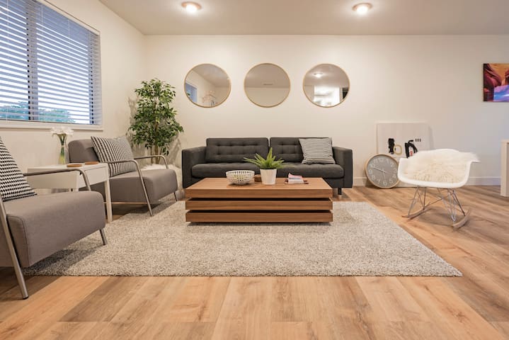 Modern & open 3 bed by Horseshoe Bend, Antelope...