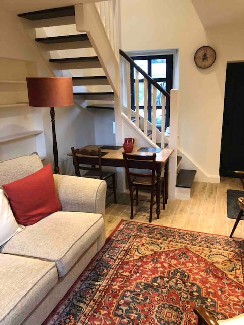 Top performing Airbnb: Honeysuckle Cottage in Limavady