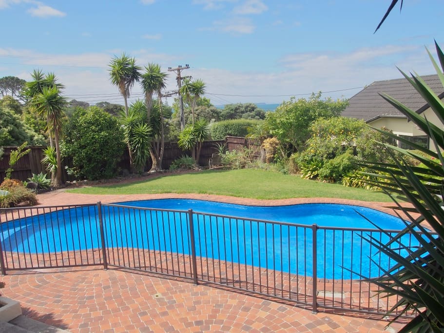 Good sized pool for all ages
