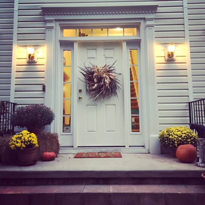 Come on in and make yourselves feel at home!