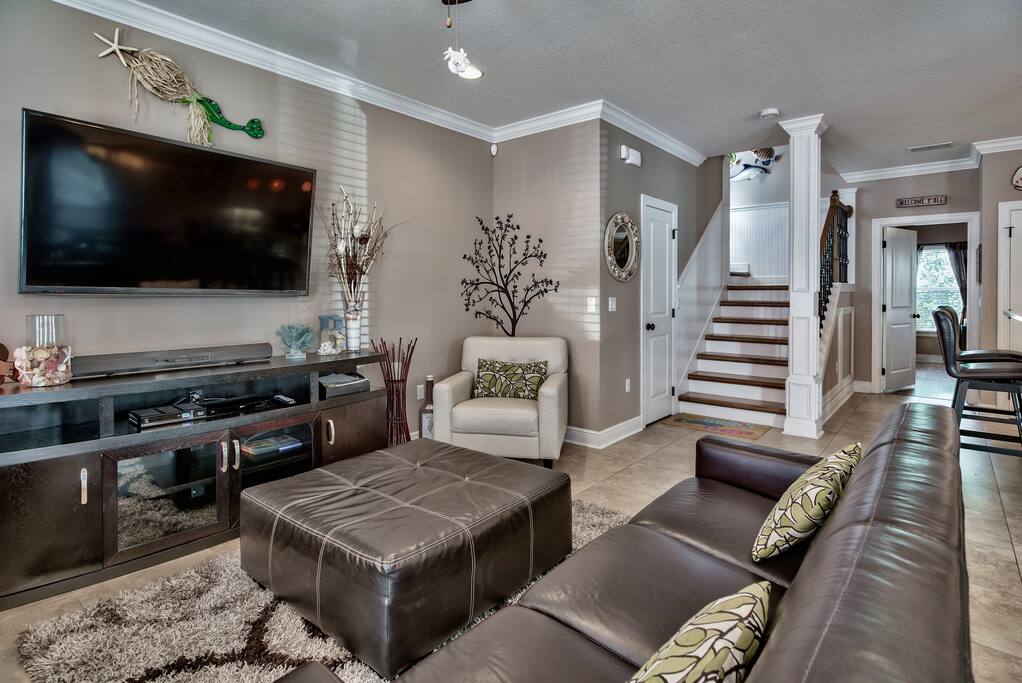 Another view of beautiful Living Room