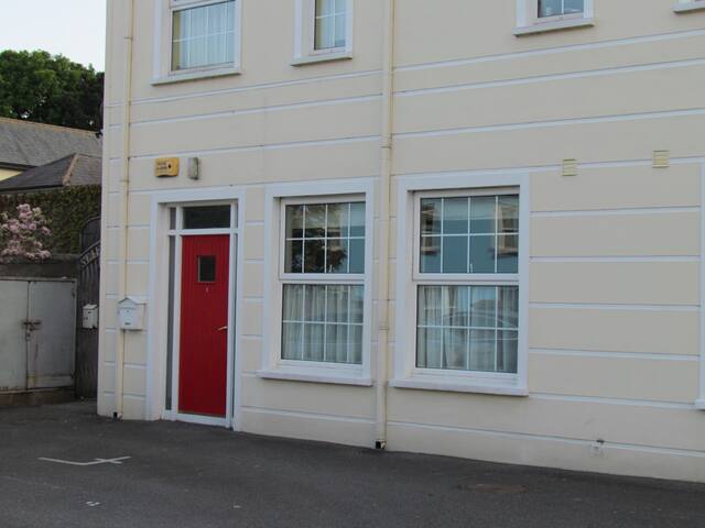 SlieveFoyLodge Central, Modern, Spacious 2 Bed Apt