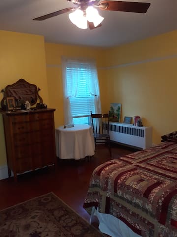 Airbnb Monterey Vacation Rentals Places To Stay Virginia