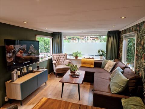 cozy chalet in the Veluwe, Hoenderloo