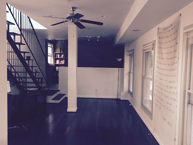 Amazing place with terrace in DC!-no cleaning fee!