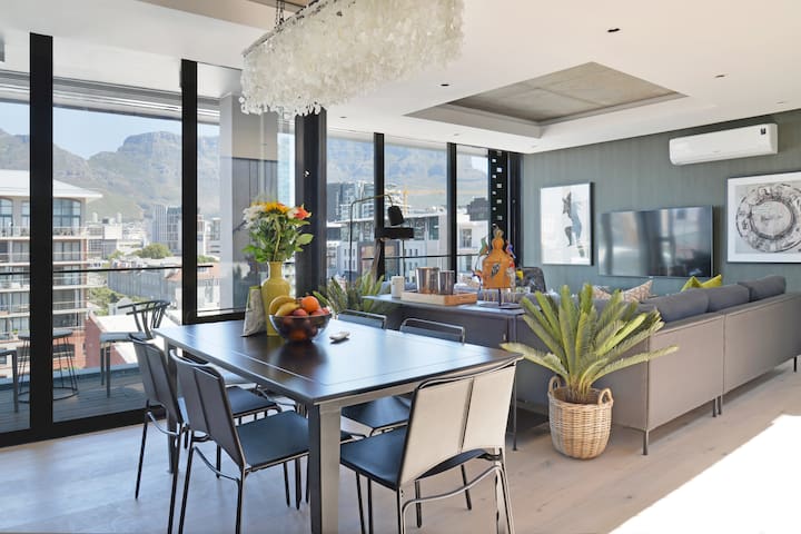 The 180° Deluxe Penthouse and No Loadshedding gallery image 3