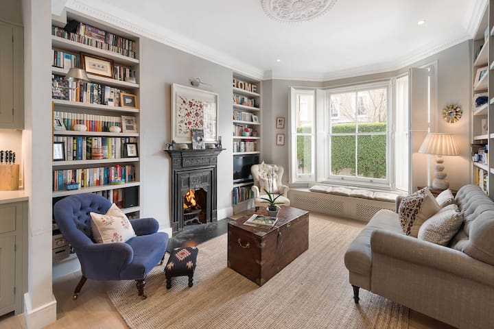 Townhouse in Brackenbury Village