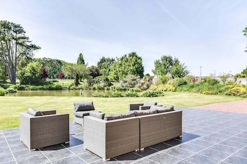 Terrace Apartement in a castle