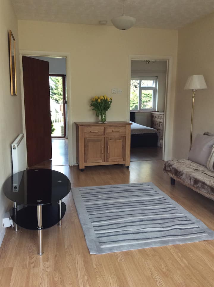 Delightful One Bed Apartment 5 Mile - Beckenham