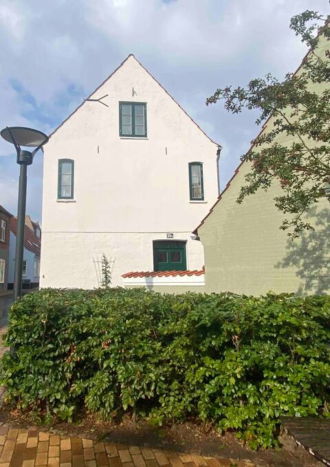 Newly renovated townhouse from 1837 in Aabenraa city center