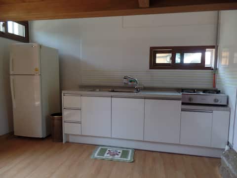 Private house that can accommodate up to 16 people in Ampandak, Oeam Village