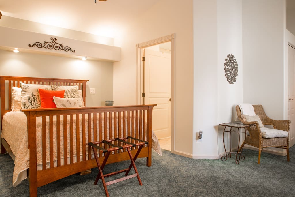 Mission style furnishings