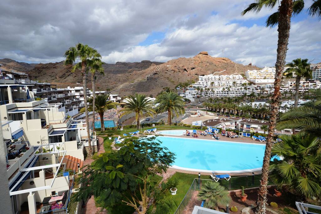 The view from the terrace to the mountain but even to the ocean