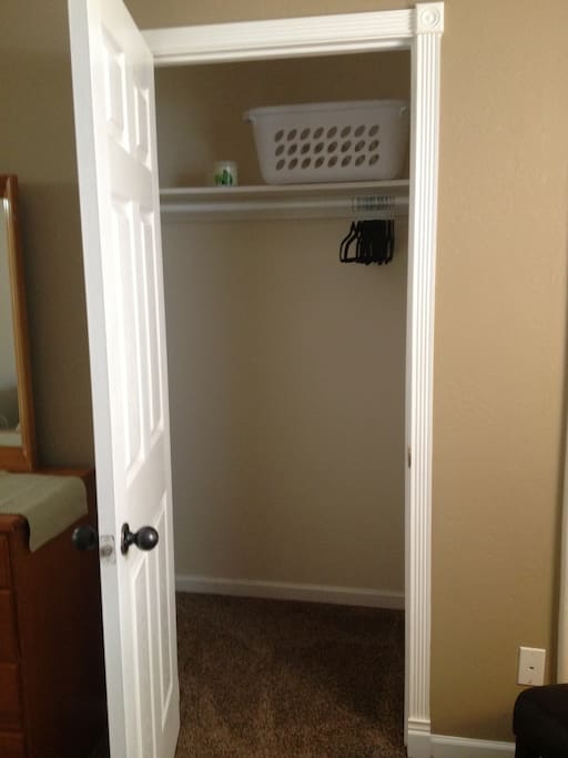 Walk-in Closet