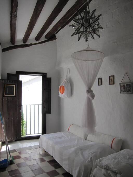 Room with French balcony