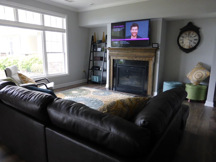 A beautiful gas fireplace and big screen TV. PERFECT!