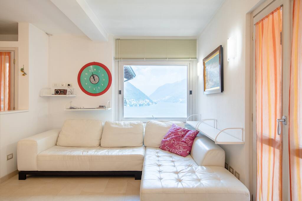 Cosy flat. Cozy flat.