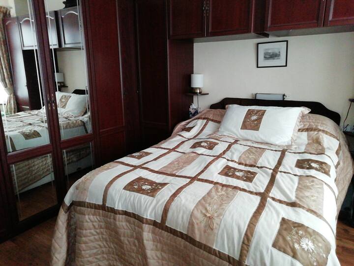 غرفة النوم 1