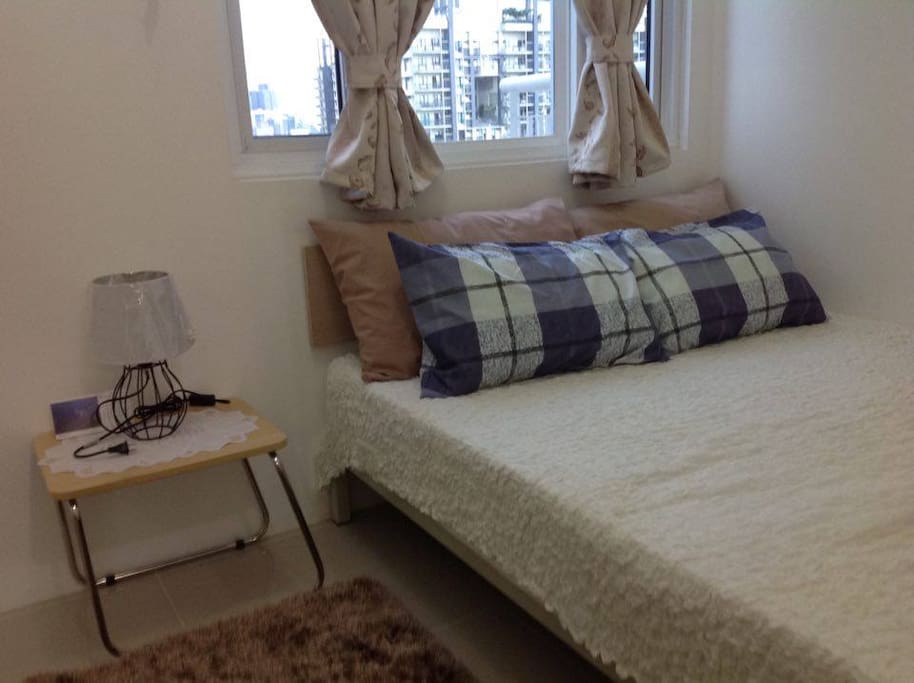 Comfy bedroom