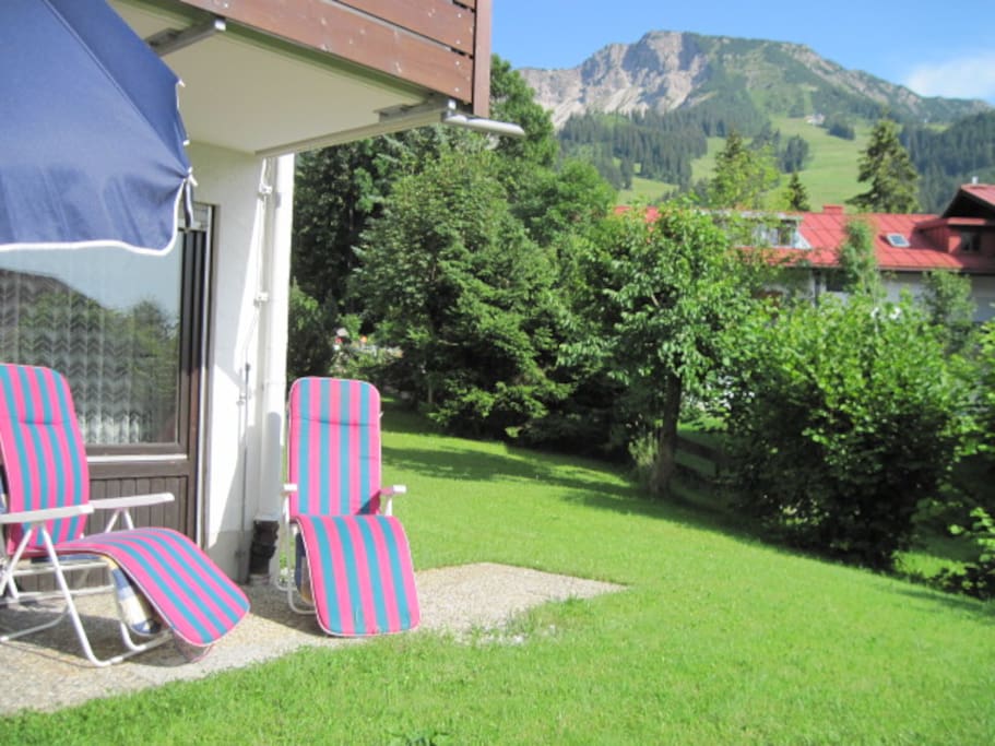2x Terrasse, süd/west, großzügiger Aussenbereich