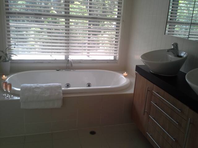 Stay@ Montville Great Walk gallery image 5