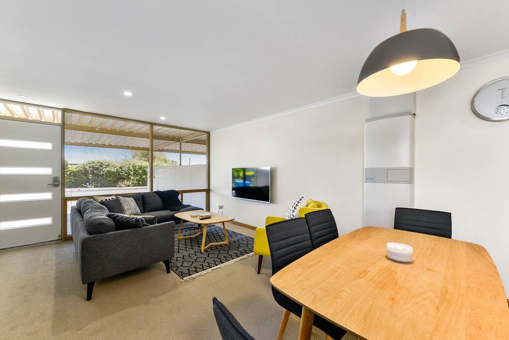 Spacious Modern Living Area