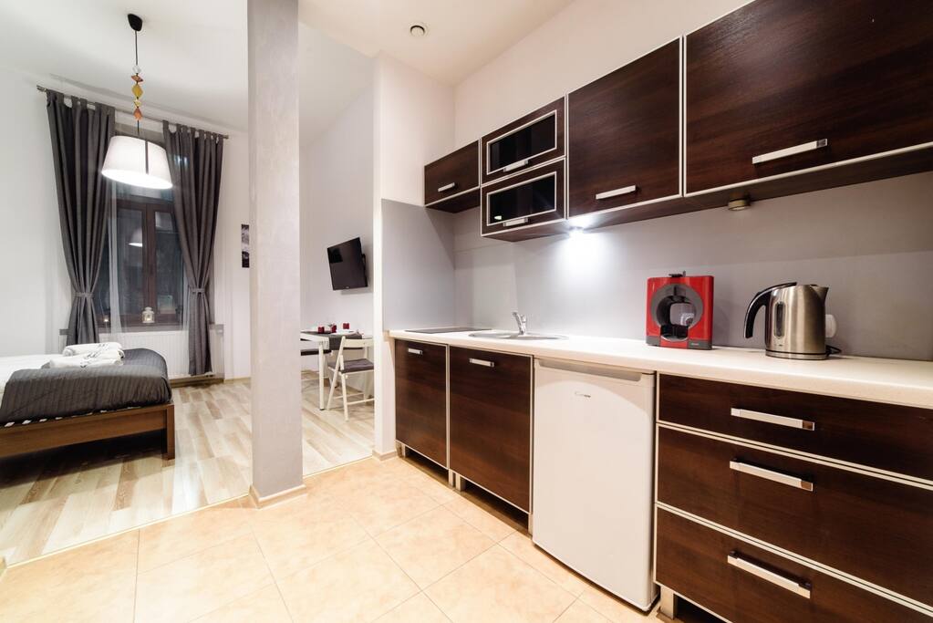 The Kitchenette