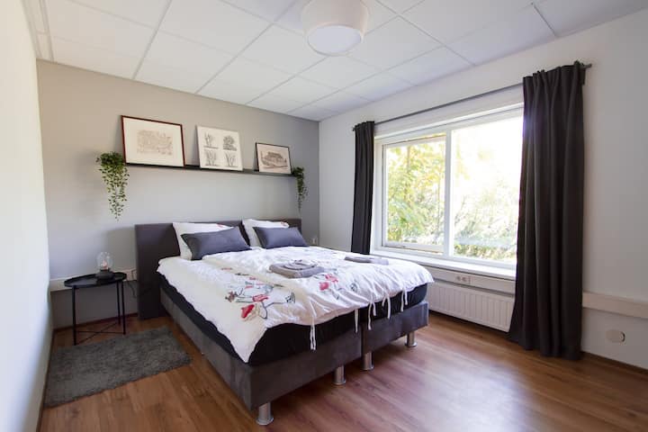 Unique guesthouse amidst famous Dutch sights - Guesthouses for Rent in  Hazerswoude-Rijndijk, Zuid-Holland, Netherlands - Airbnb