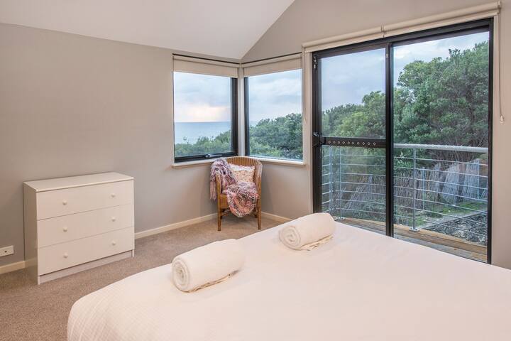 Top of the Hill gallery image 4