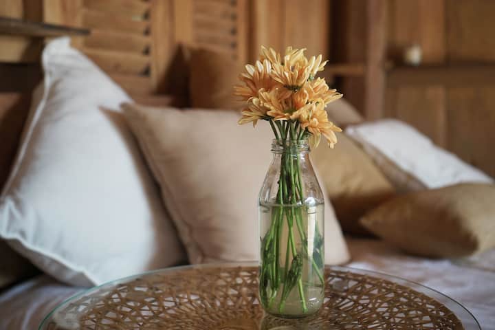 セミオープンマスターベッドルーム。