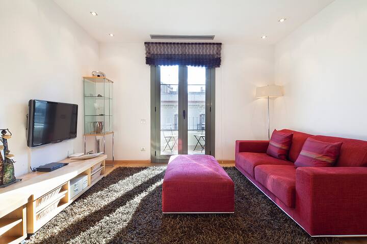 Three bedroom apartment with balcony in Ali Bei gallery image 3